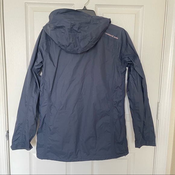 VINEYARD VINES Stow & Go Navy Blue with Pink Accents Raincoat - XS - flawed - Picture 4 of 15